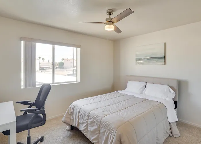 Ferienhaus Pool Access & Mtn Views: Havasu Condo! *