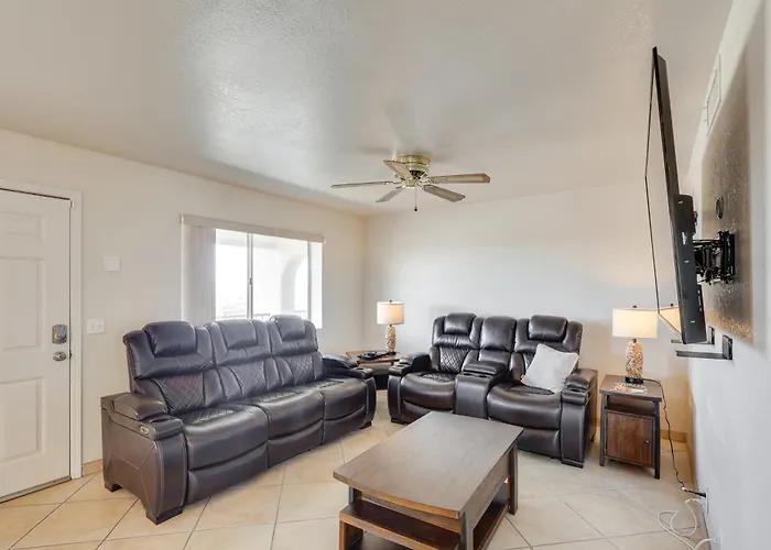 Ferienhaus Pool Access & Mtn Views: Havasu Condo! Lake Havasu City