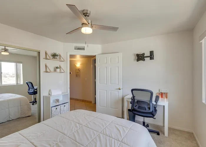 Pool Access & Mtn Views: Havasu Condo! *
