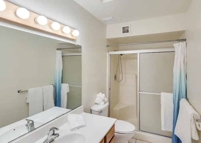 Ferienhaus Pool Access & Mtn Views: Havasu Condo!