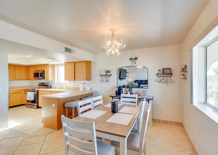 Ferienhaus Pool Access & Mtn Views: Havasu Condo! Lake Havasu City